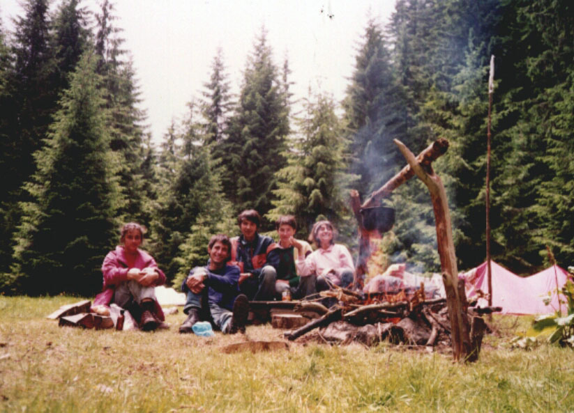 1_Bianca, Alex, Pene, Cip, Ancuta in Retezat, iunie 93.jpg